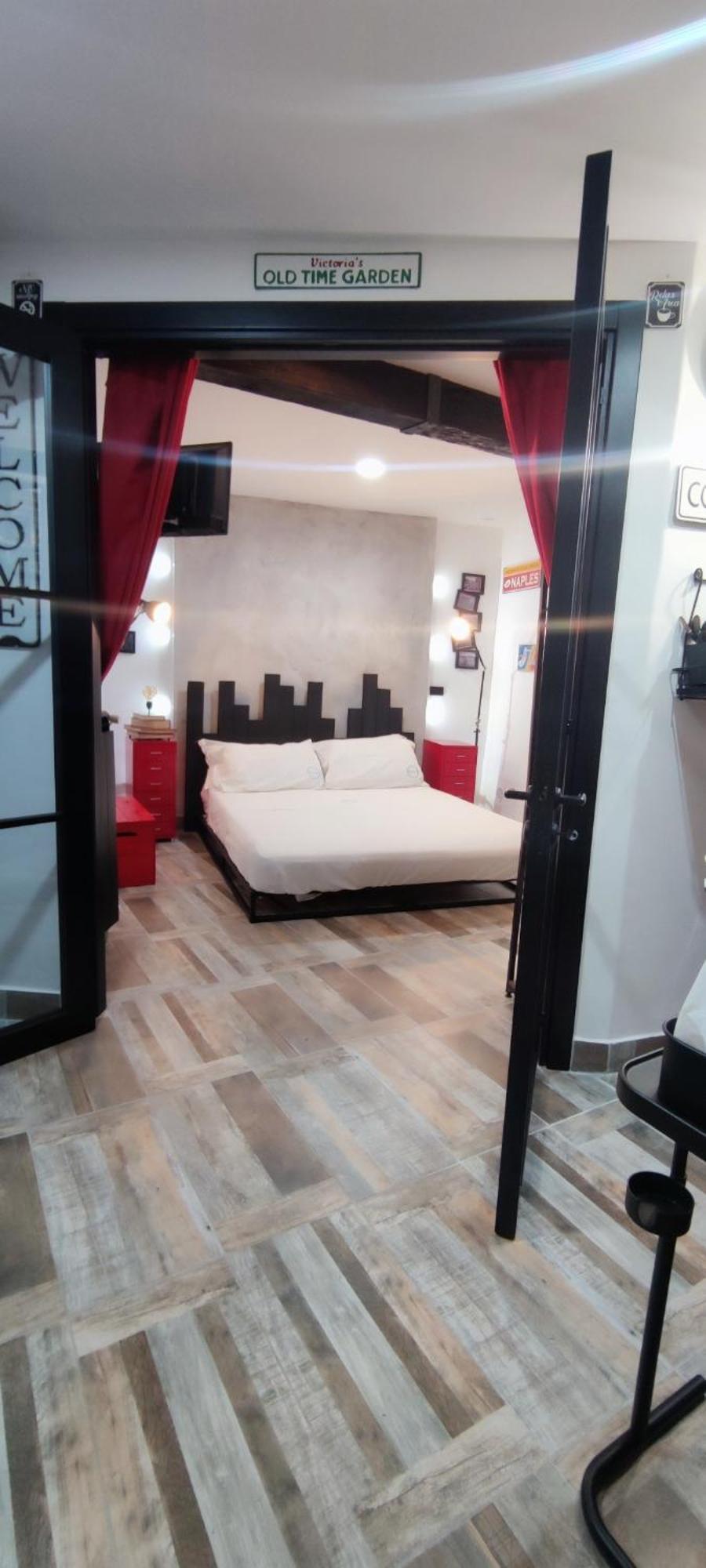 Anni Apartment Salerno Bagian luar foto